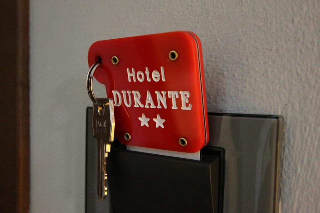 Lux Hotel Durante Milán Exterior foto